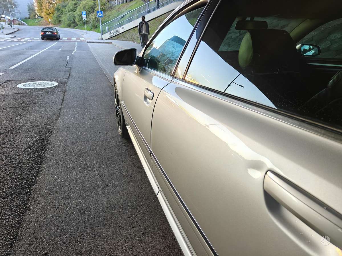 Audi A8, 4.2 l., Седан
