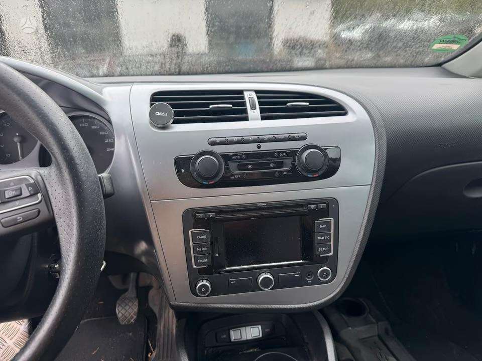 Seat Leon, Dalimis‼️caxa lhy