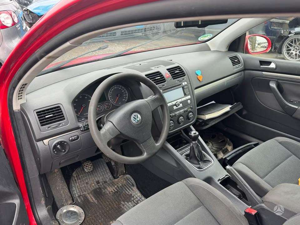 Volkswagen Golf, Dalimis‼️