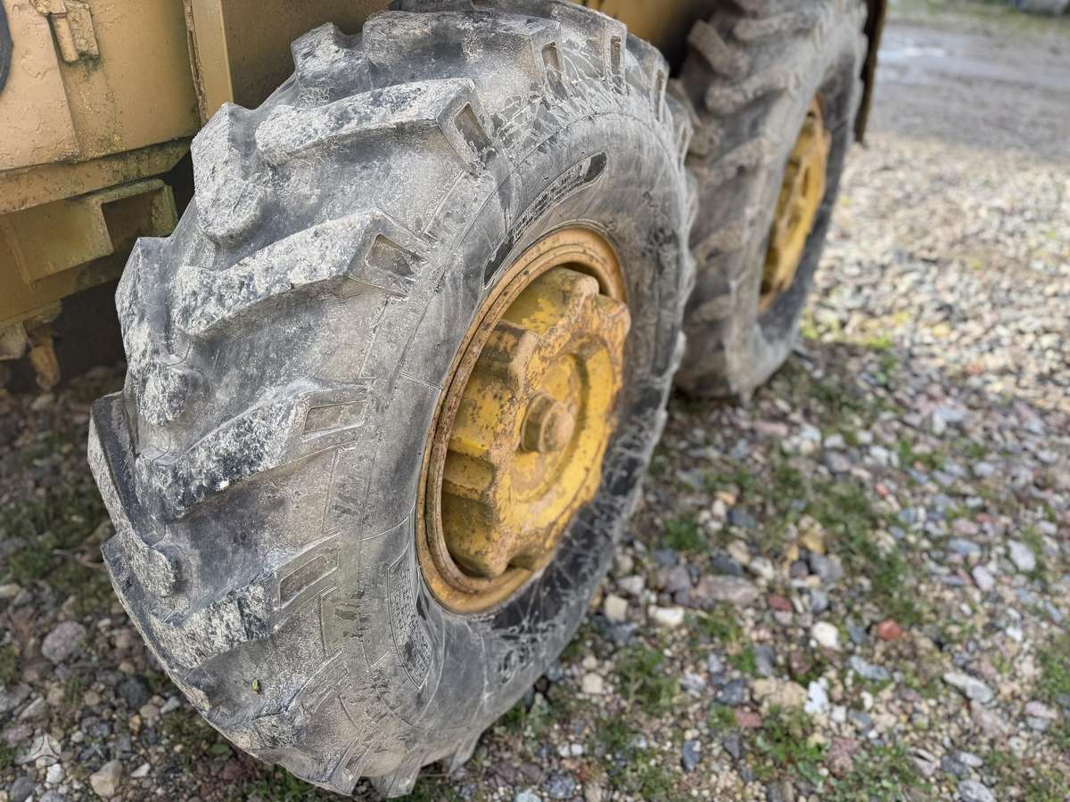 Volvo VHK-118, грейдеры