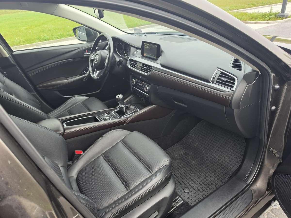Mazda 6, 2.2 l., Универсал
