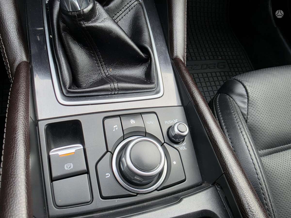 Mazda 6, 2.2 l., universalas