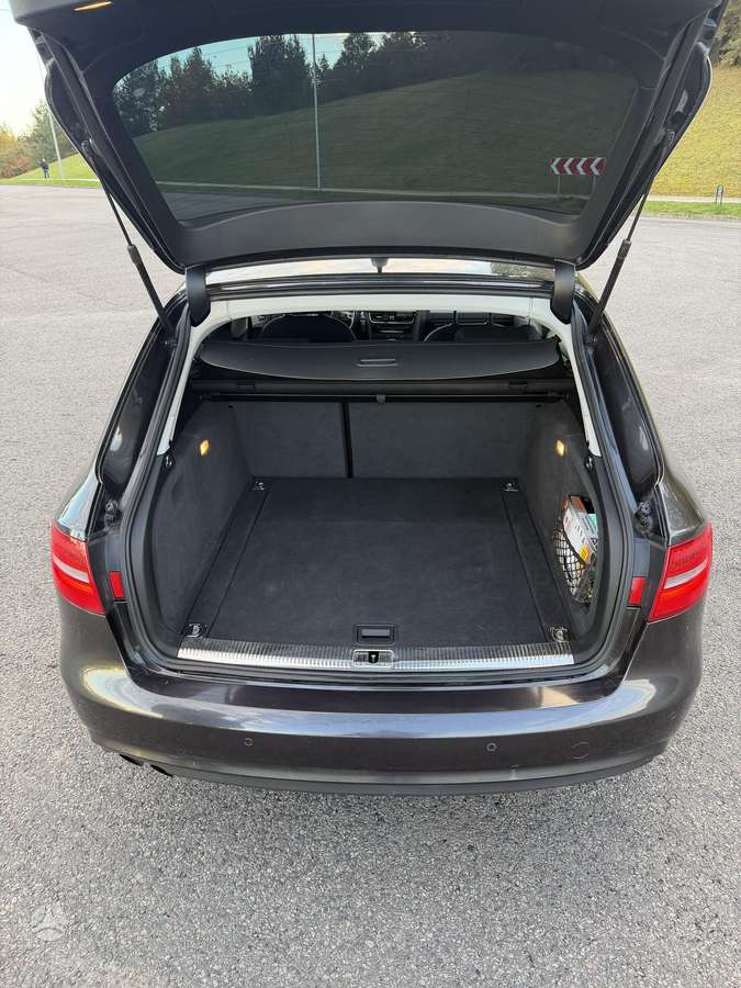 Audi A4, 2.0 l., Универсал
