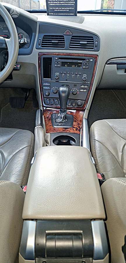 Volvo XC70, 2.4 l., wagon