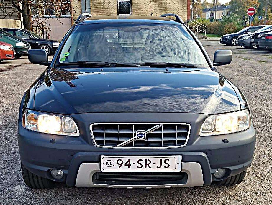 Volvo XC70, 2.4 l., wagon