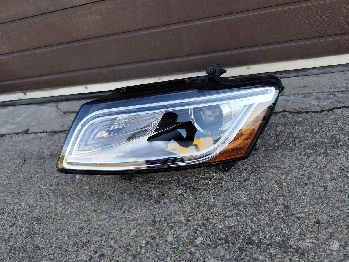 Audi Q5 lights