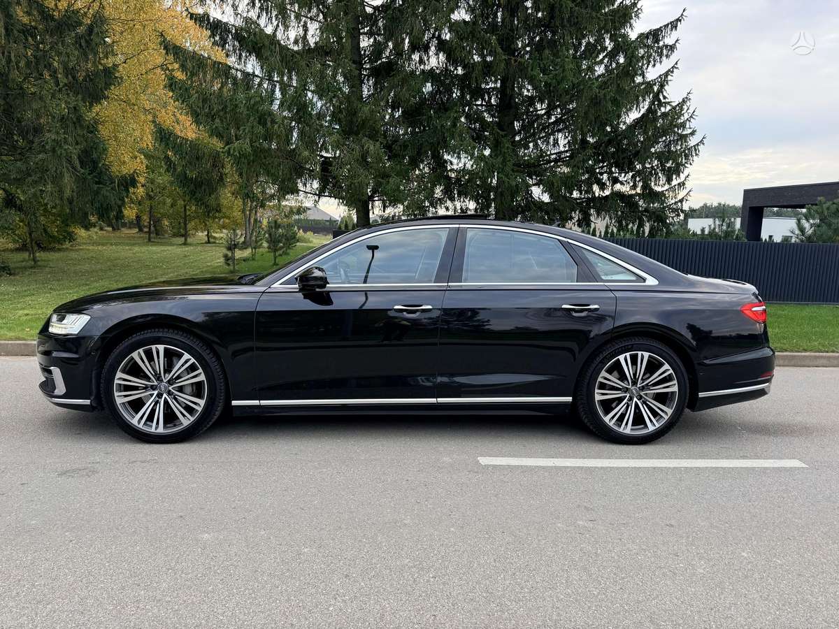 Audi A8, 3.0 l., Седан