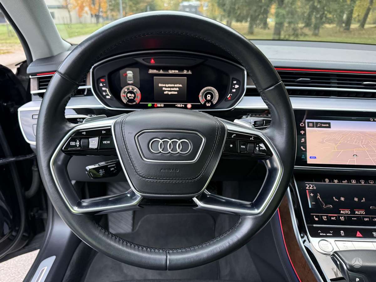 Audi A8, 3.0 l., Седан