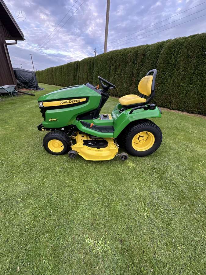 John Deere X540, garden tractors