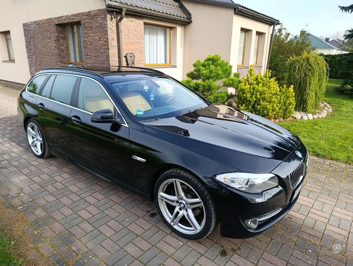 BMW 520, wagon