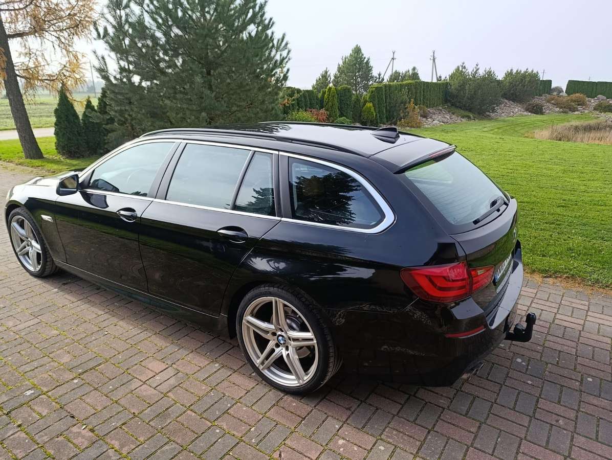 BMW 520, Универсал