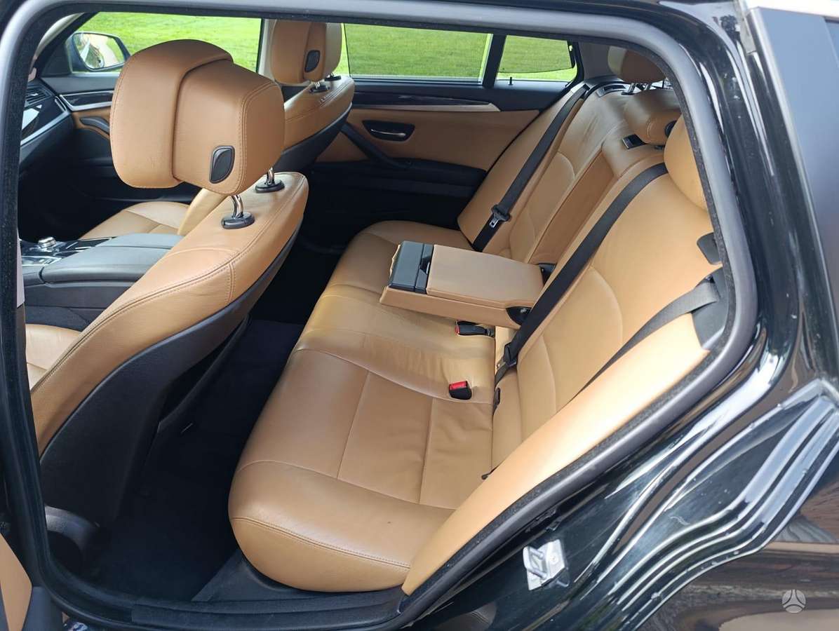 BMW 520, Универсал