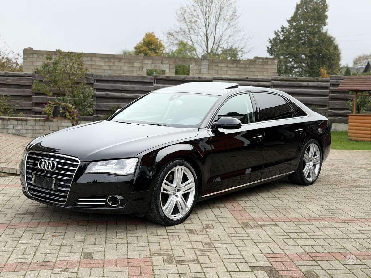 Audi A8, 4.2 l., Седан