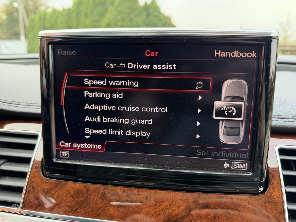 Audi A8, 4.2 l., Седан