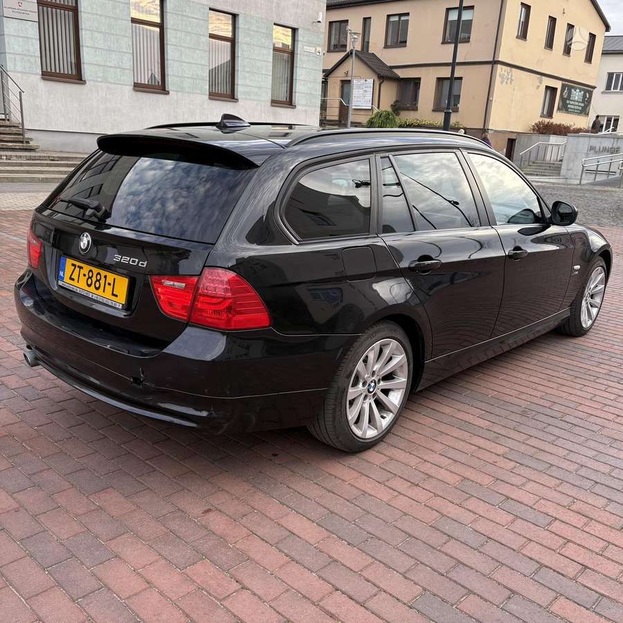 BMW 320, 2.0 l., Универсал
