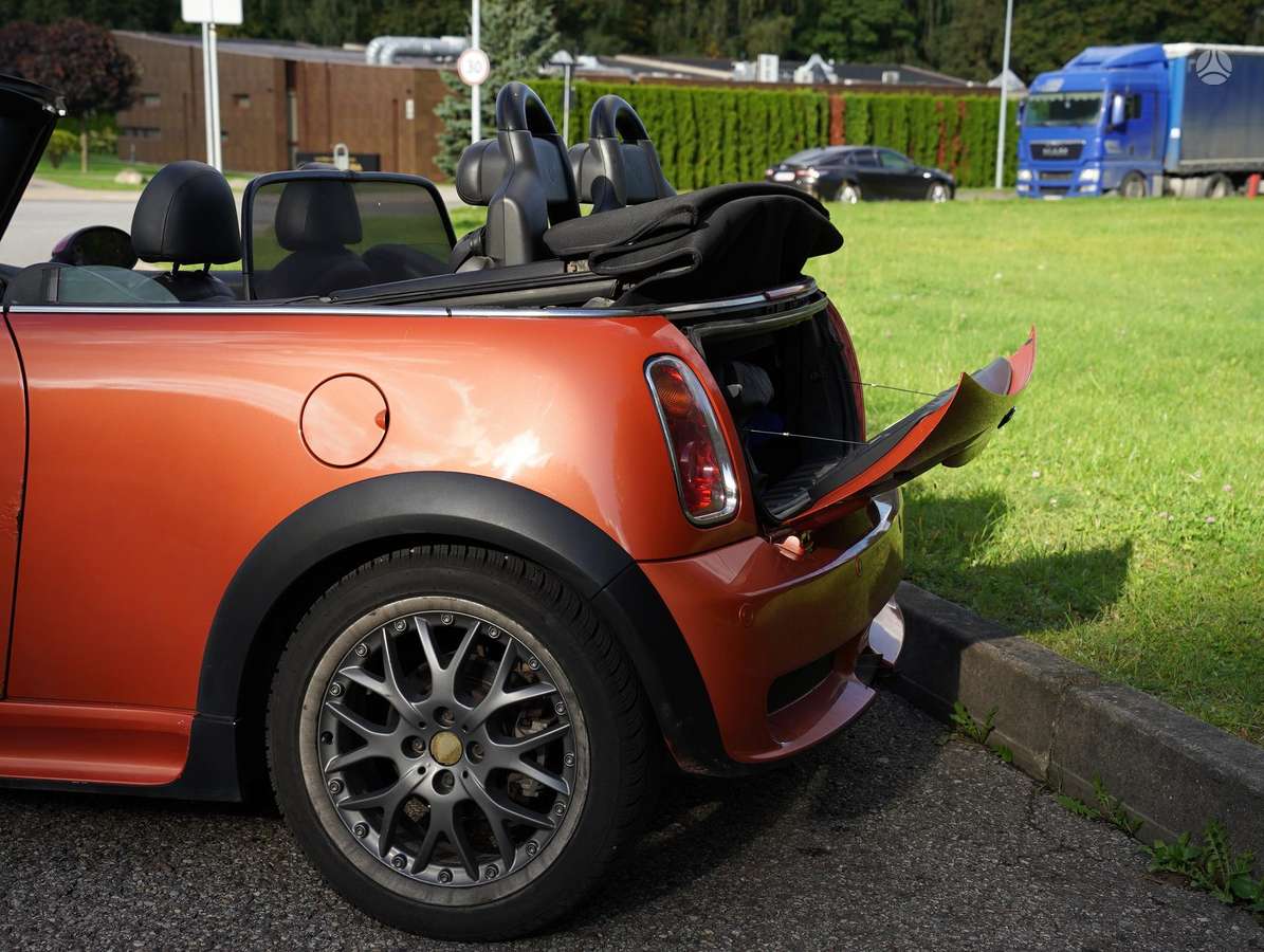 Mini Cooper S, 1.6 l., convertible