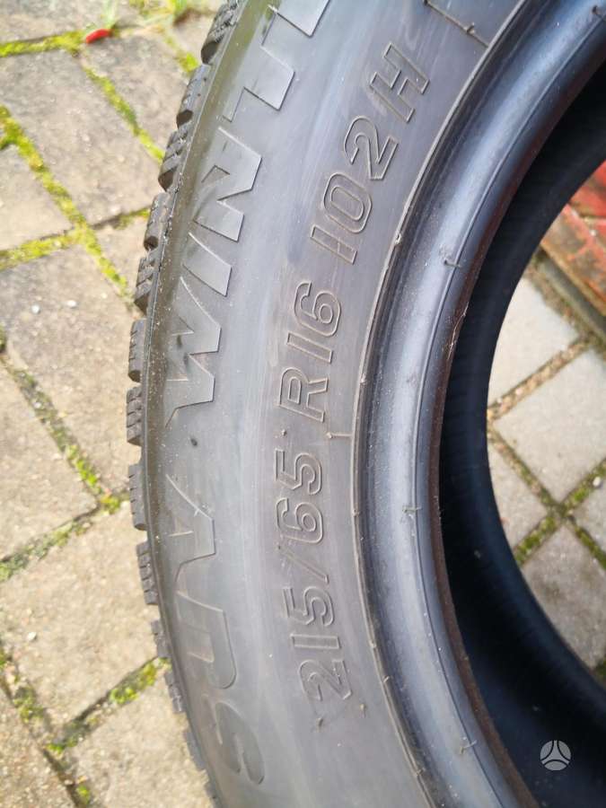 Triangle, winter 215/65 R16