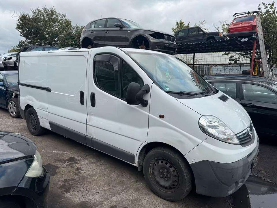 Opel Vivaro, Dalimis‼️