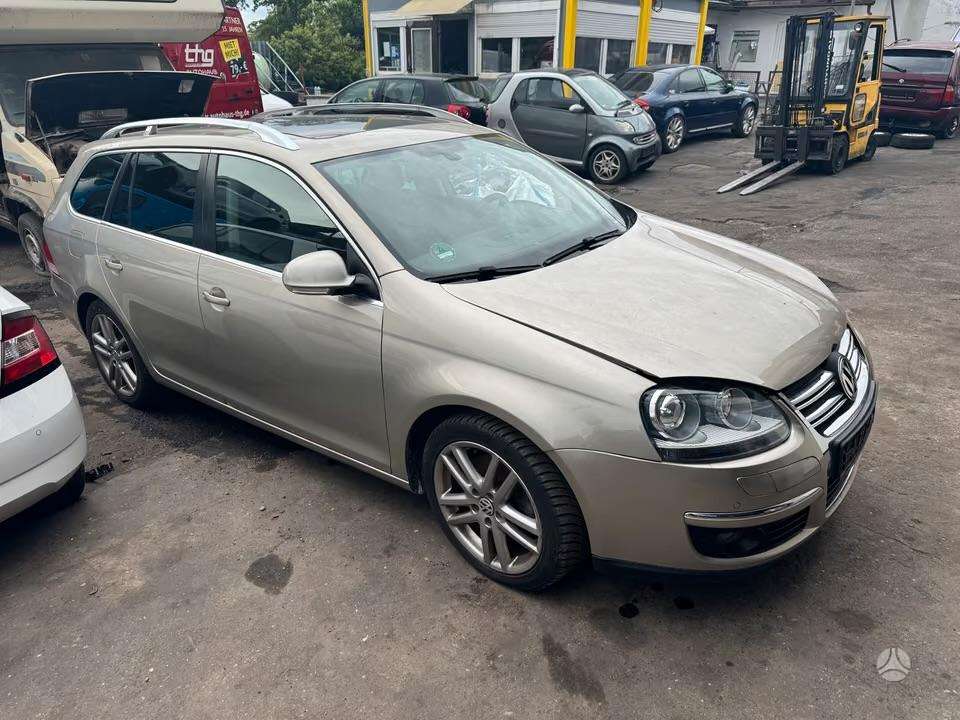 Volkswagen Golf, Dalimis☎️