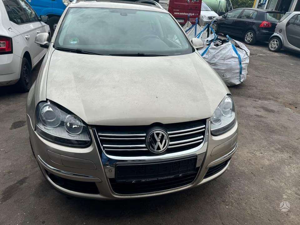 Volkswagen Golf, Dalimis☎️