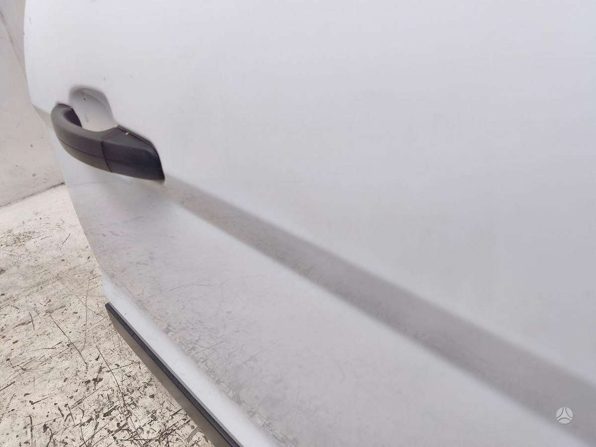 Ford Transit Connect двери