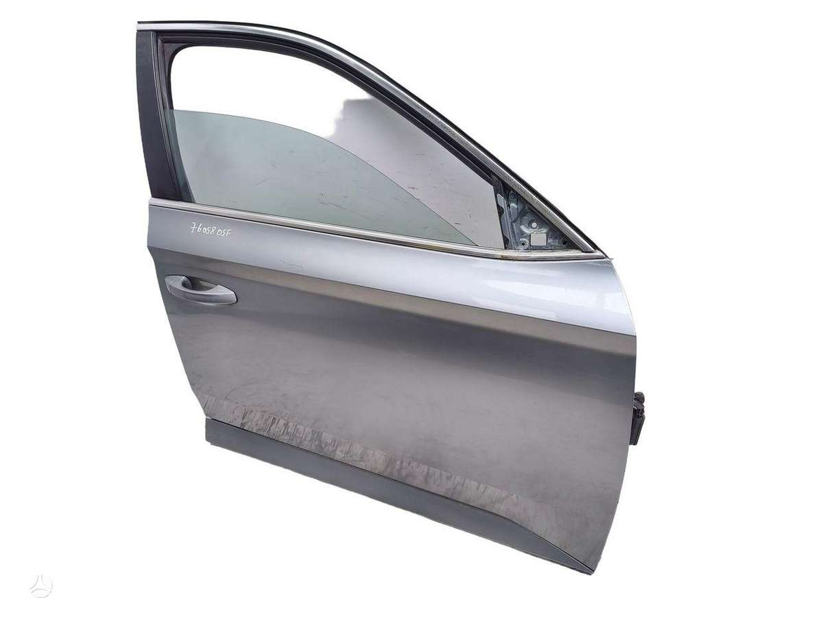 Skoda Superb doors