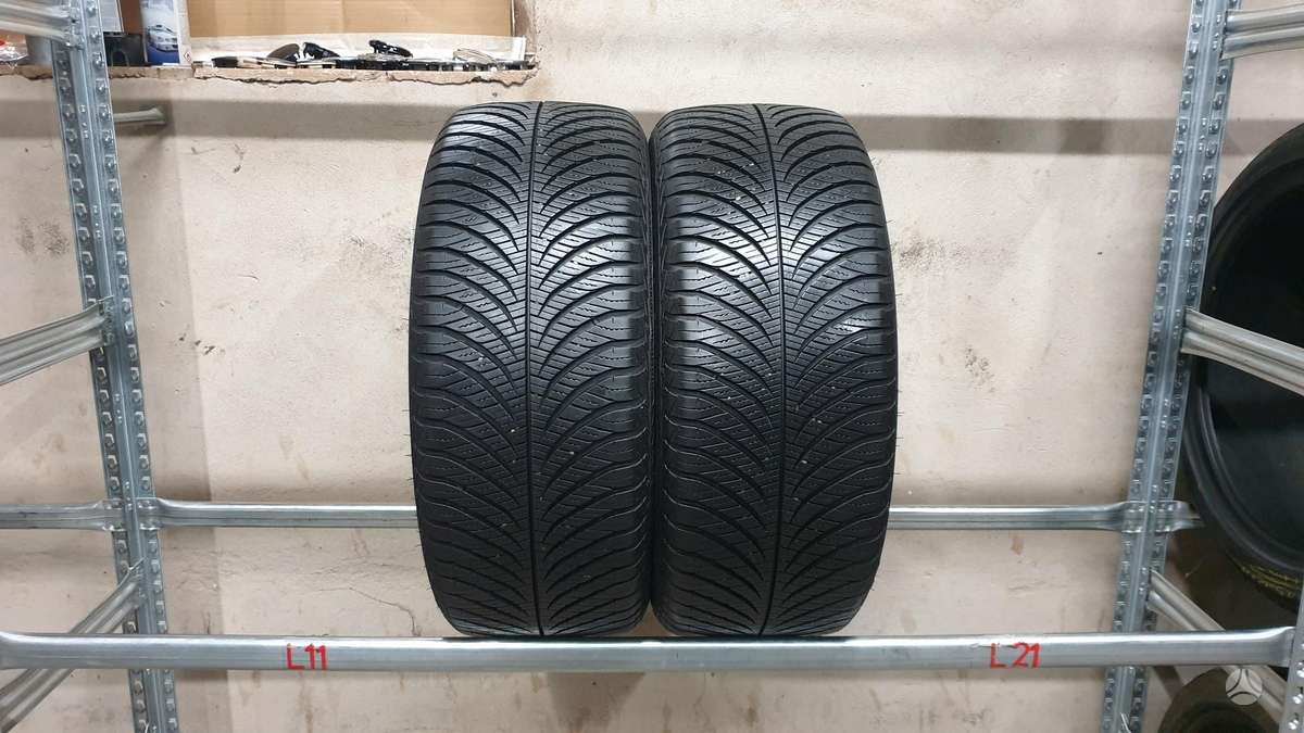 Goodyear Vector 4 Seasons, летние 215/50 R17