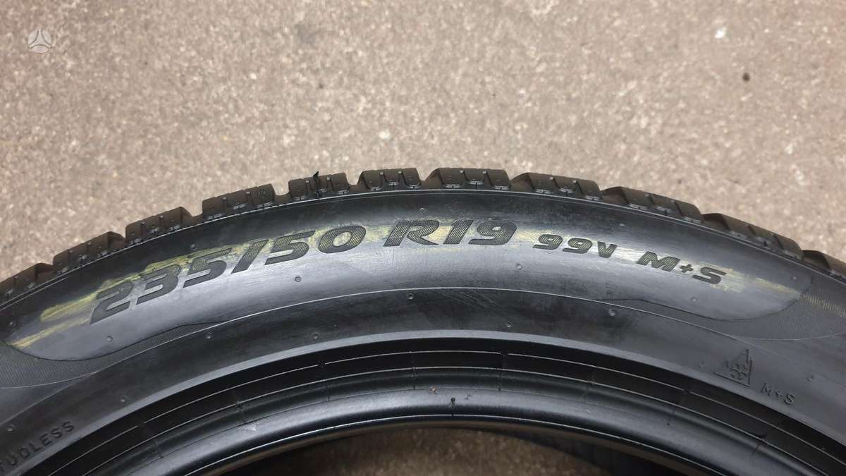 Pirelli PZero Winter, winter 235/50 R19