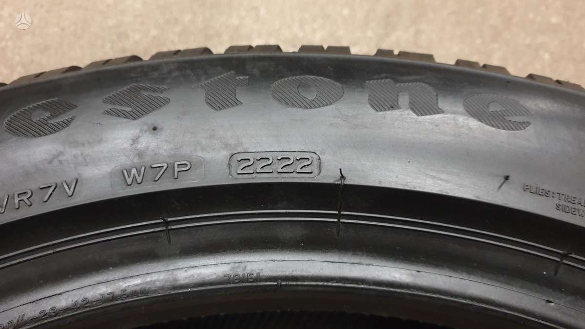 Firestone Winterhawk 4, winter 275/45 R20
