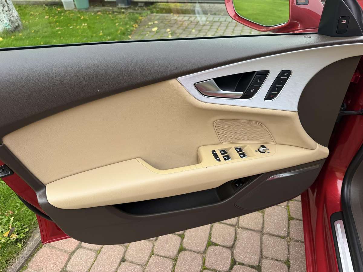 Audi A7, 3.0 l., hatchback