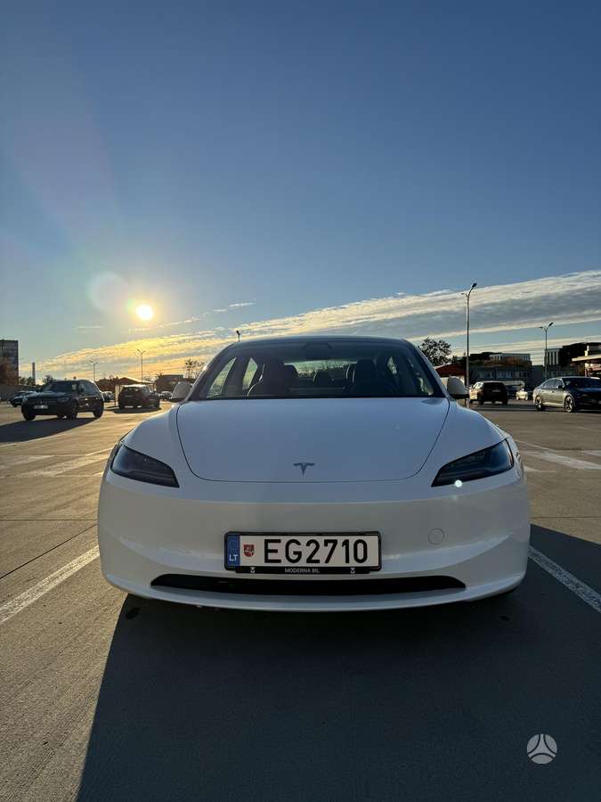 Tesla Model 3, 82 кВт·ч, Седан