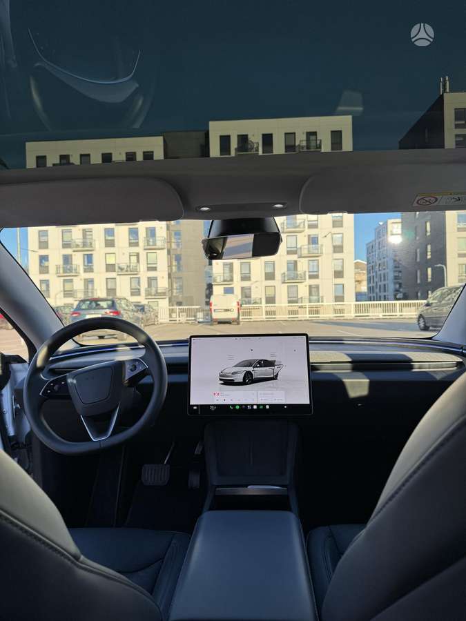Tesla Model 3, 82 кВт·ч, Седан