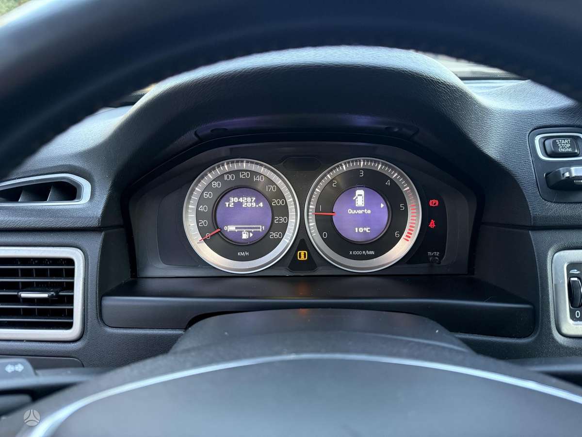 Volvo V70, 2.0 l., universalas