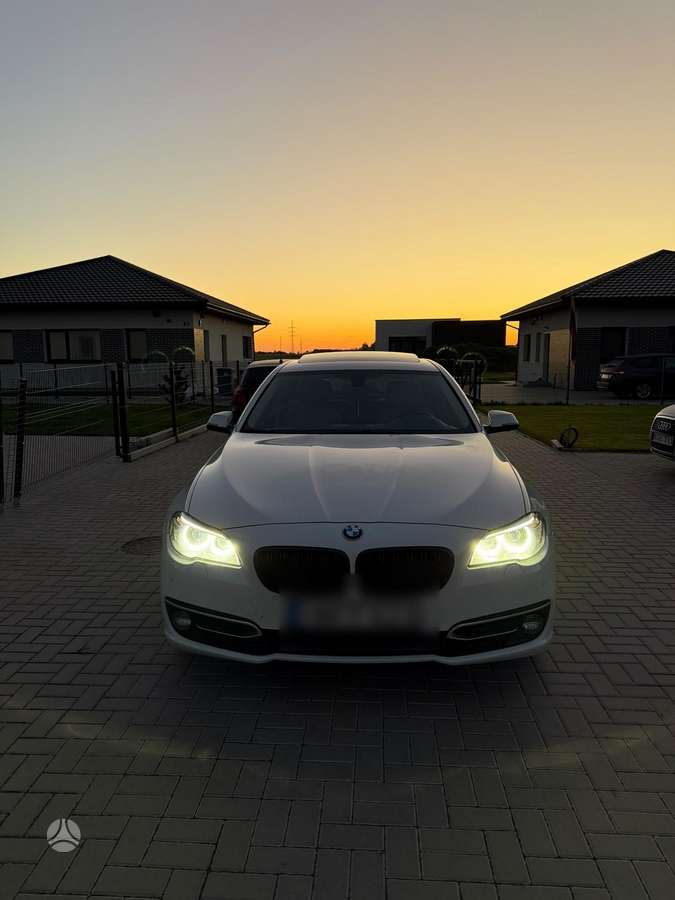 BMW 528, 2.0 l., Седан