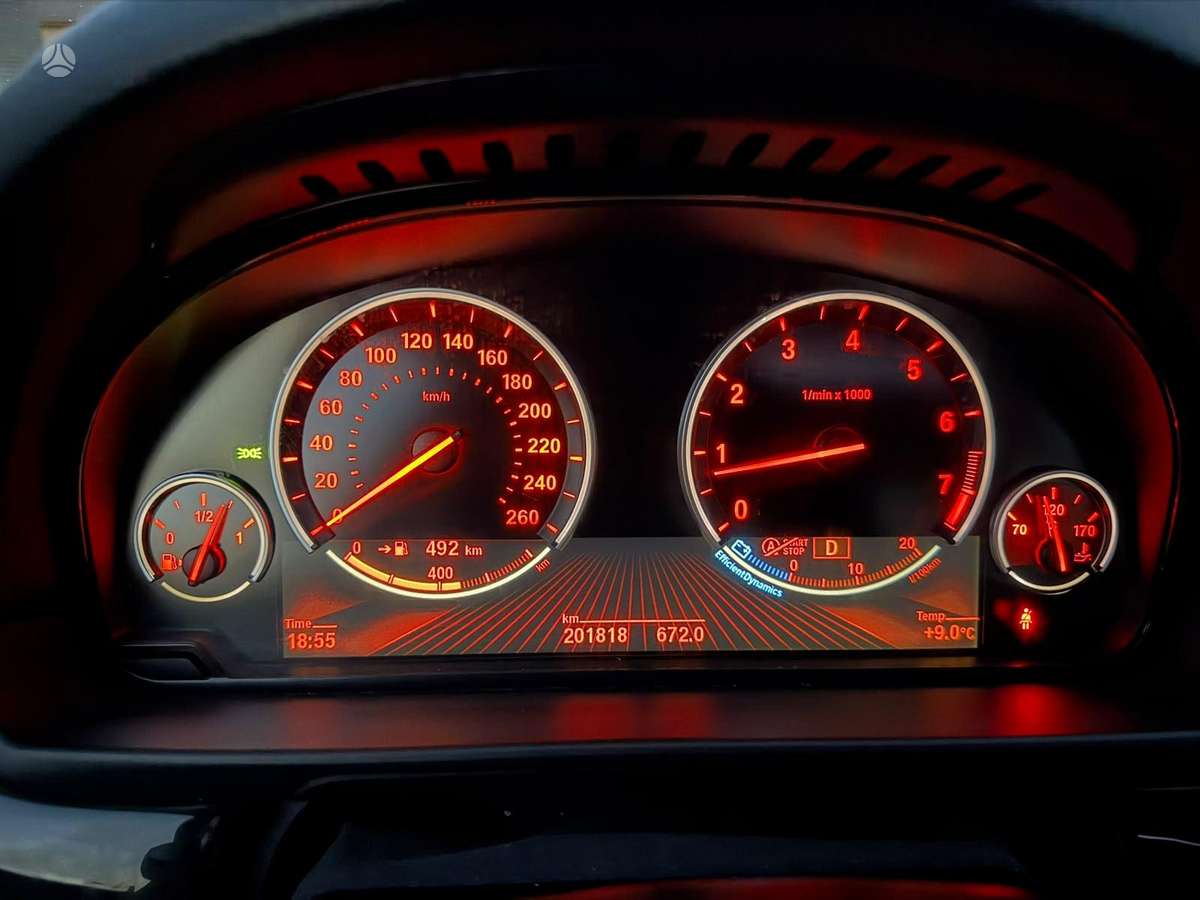 BMW 528, 2.0 l., Седан