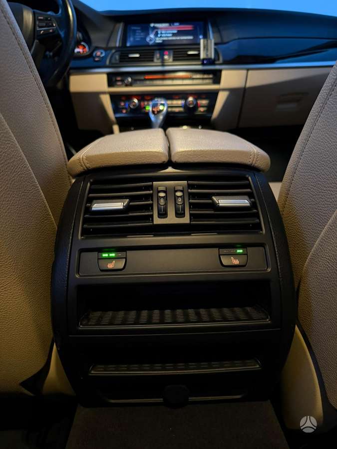 BMW 528, 2.0 l., Седан