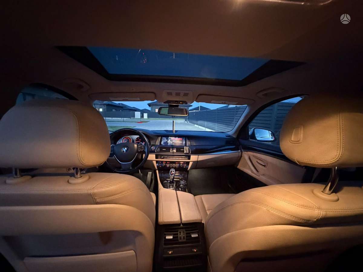 BMW 528, 2.0 l., Седан
