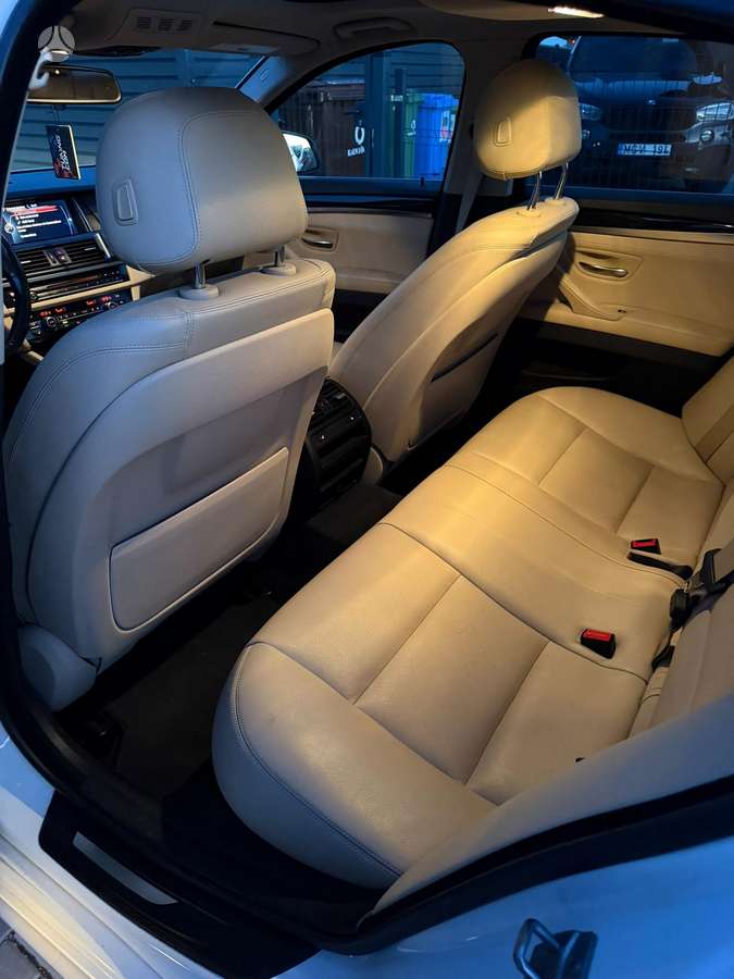 BMW 528, 2.0 l., Седан