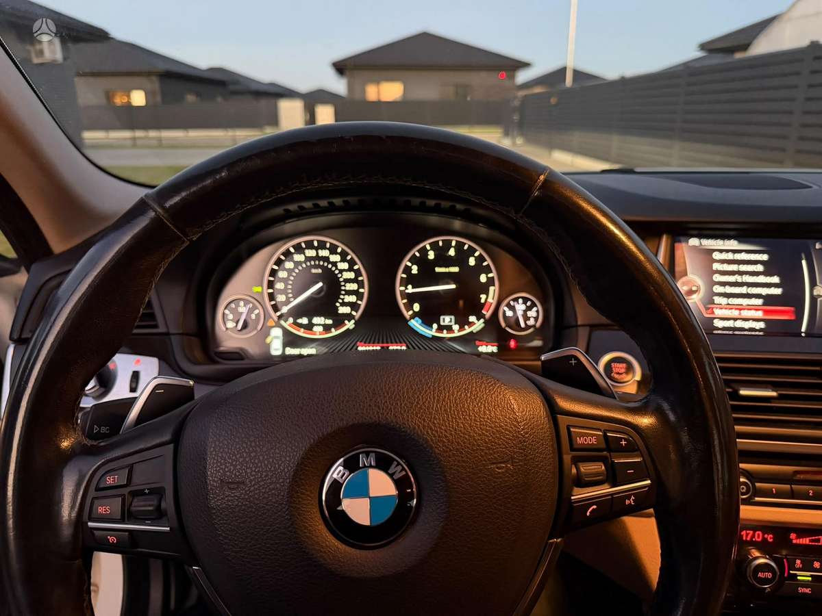 BMW 528, 2.0 l., Седан