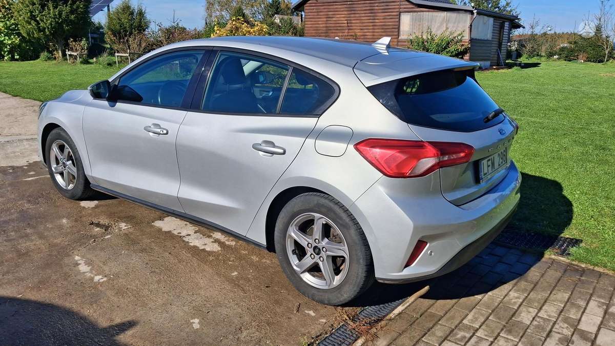 Ford Focus, 1.0 l., Хэтчбек