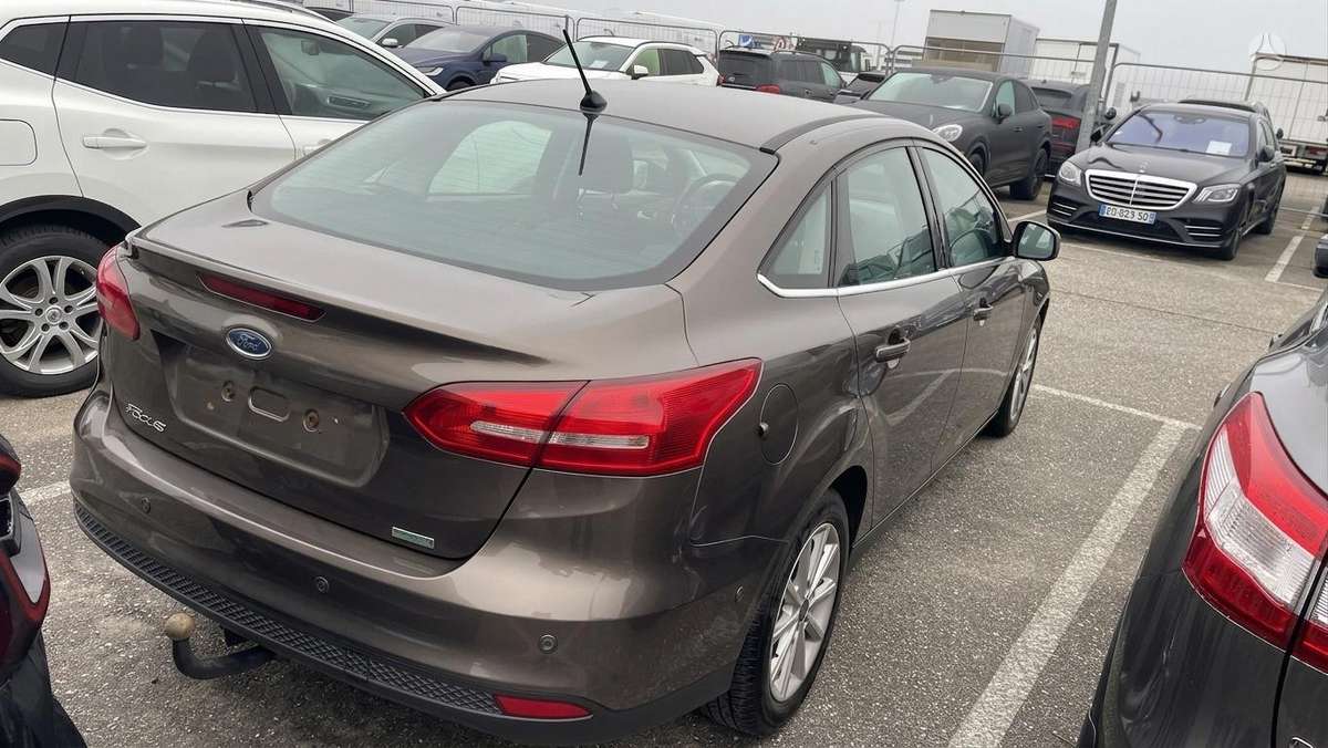 Ford Focus, 1.0 l., Седан