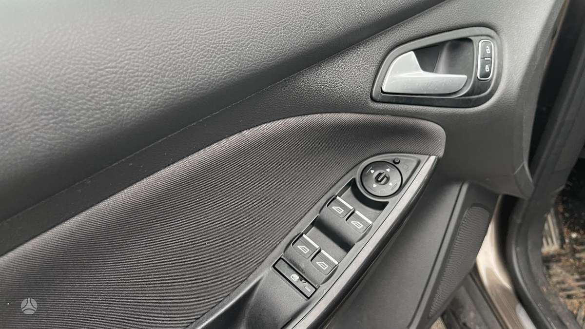 Ford Focus, 1.0 l., Седан