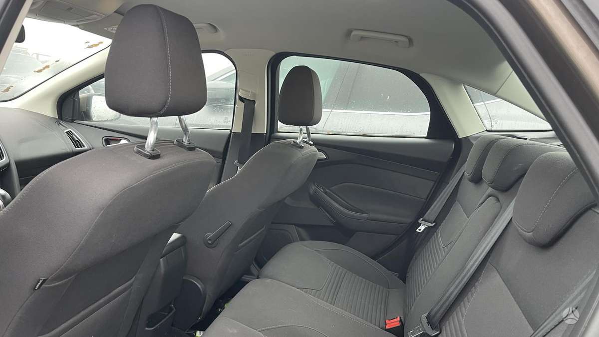 Ford Focus, 1.0 l., Седан
