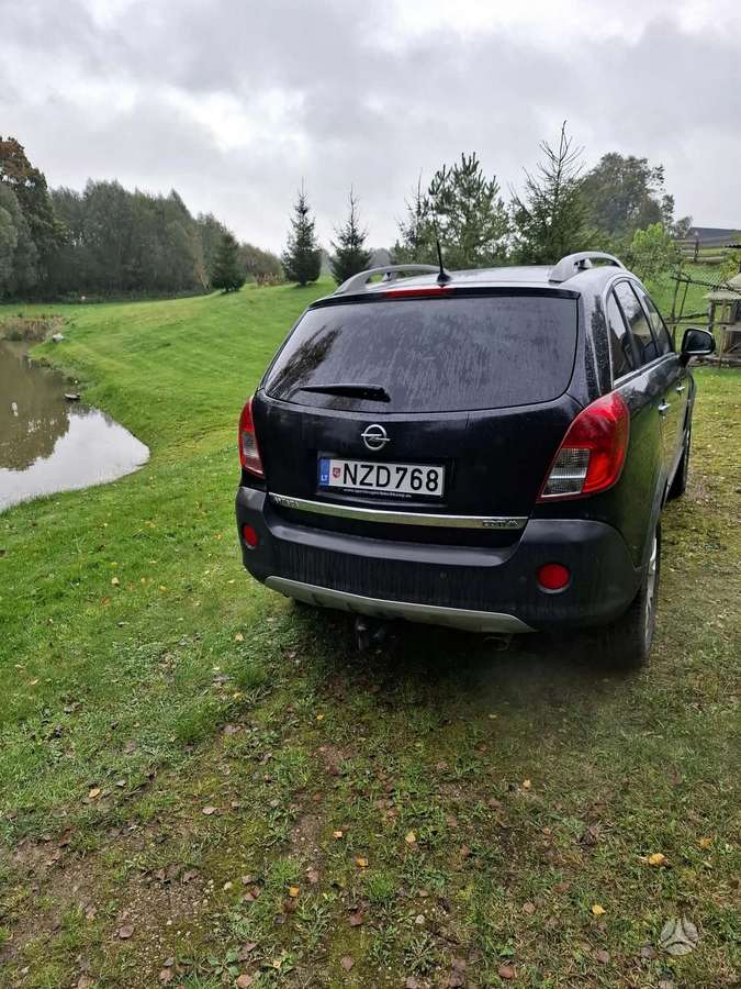 Opel Antara, 2.2 l., off-road / crossover