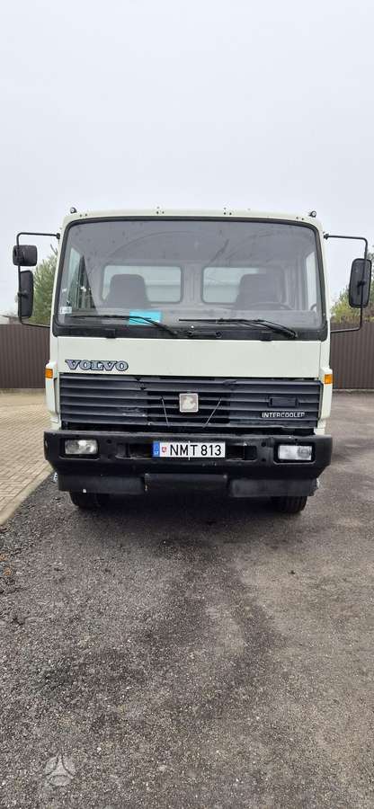 Volvo FL6, самосвалы