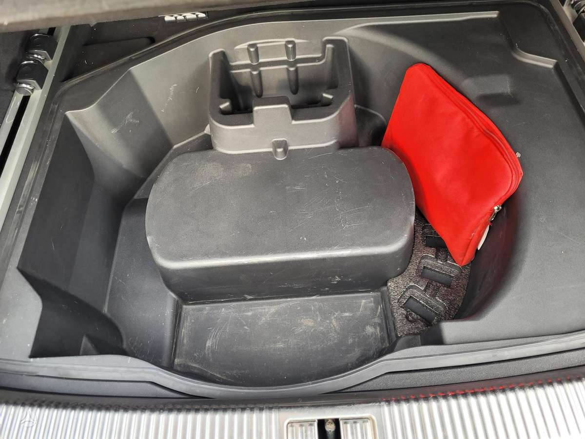 Audi A6, 2.0 l., Универсал