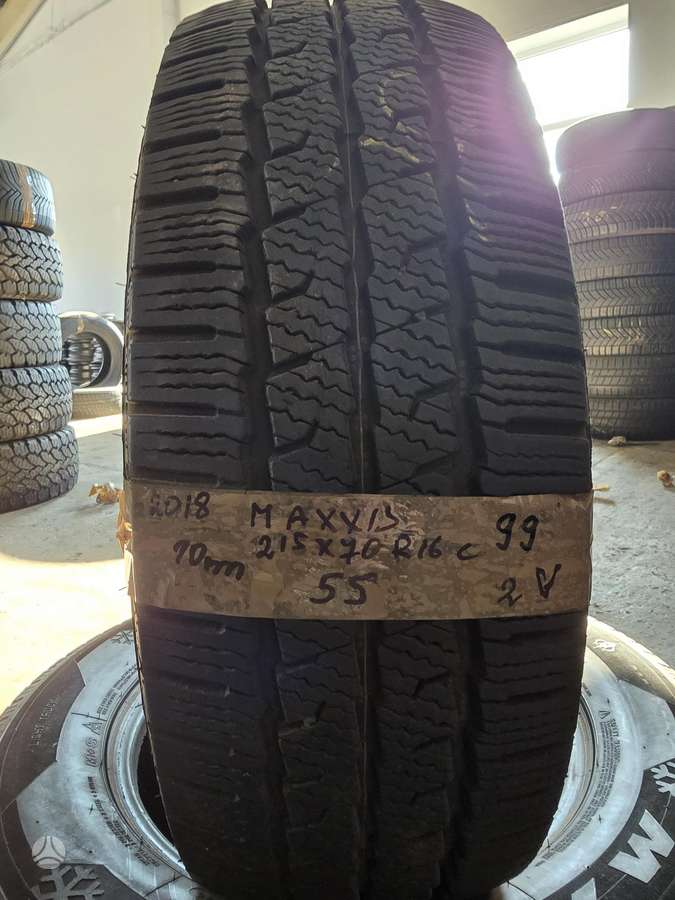 Maxxis, winter 215/70 R16