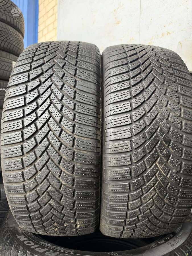 Bridgestone Blizzak LM005, зимние 235/50 R19
