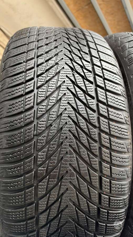 Goodyear Ultragrip Performance 3, зимние 235/45 R18