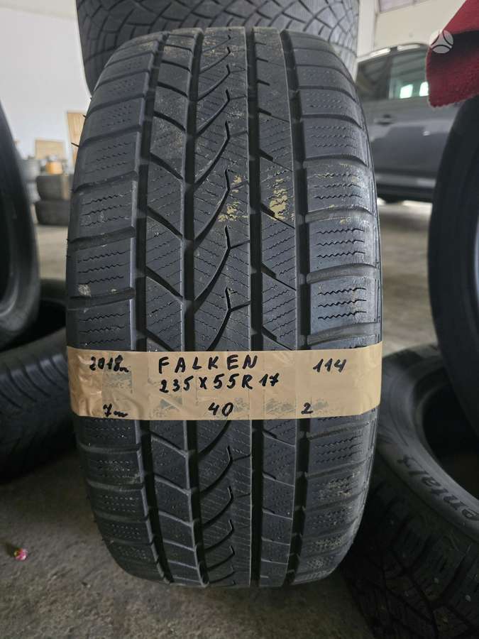 Falken, winter 235/55 R17